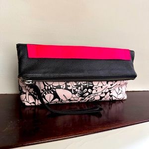 Min & Mon leather clutch wristlet - like new condition